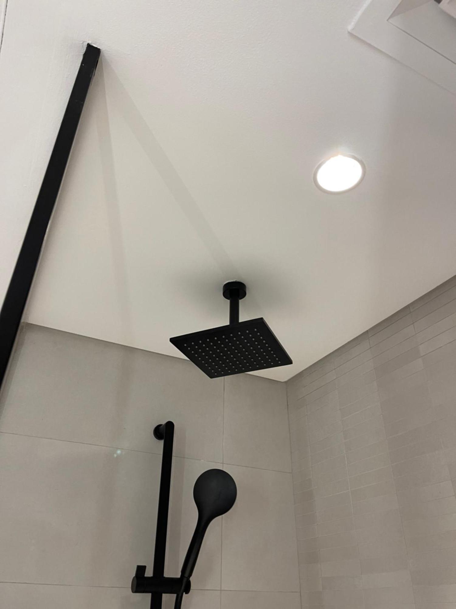 Marquise Square Tower Luxury App'S Hotell Dubai Exteriör bild