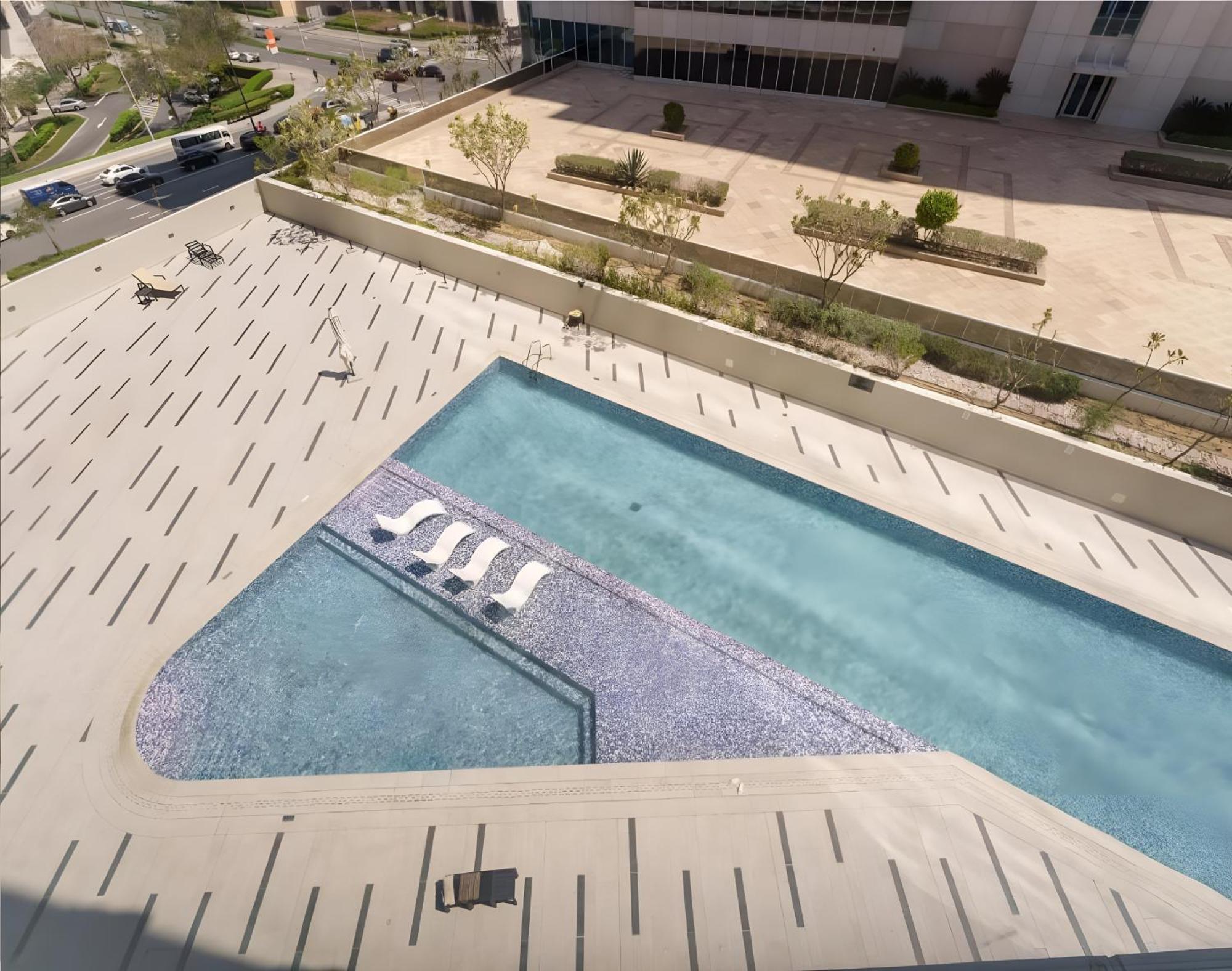 Marquise Square Tower Luxury App'S Hotell Dubai Exteriör bild